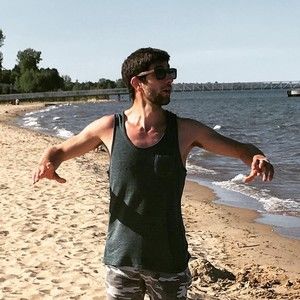 Meet your Posher, Josh